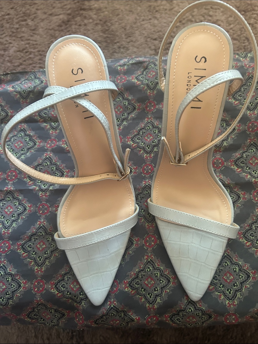 Simmi London Felicia Pointed Toe Strappy Stiletto heels in Light Gray
